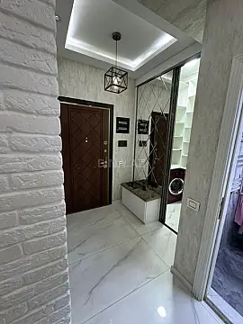 Kirayə verilir 2 otaqlı mənzil 75 m²