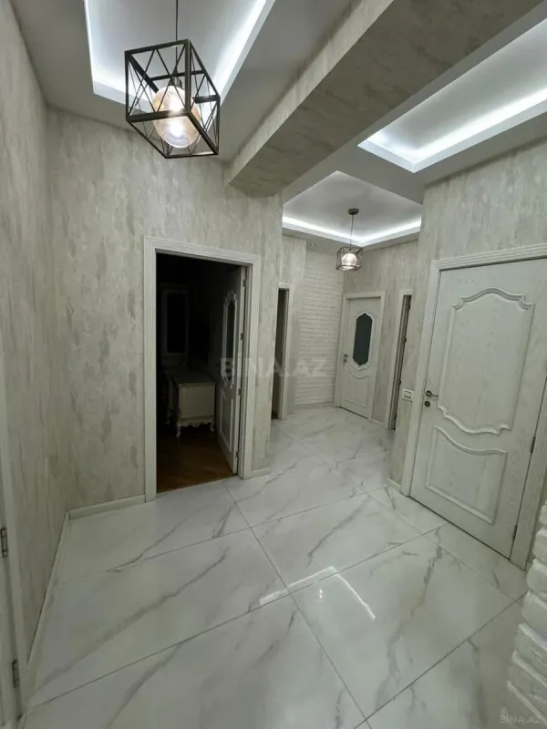 Kirayə verilir 2 otaqlı mənzil 75 m²
