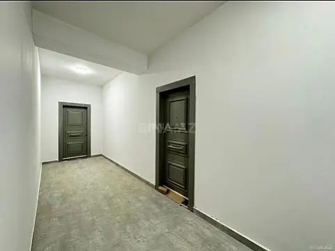 Satılır 4 otaqlı mənzil 185 m²