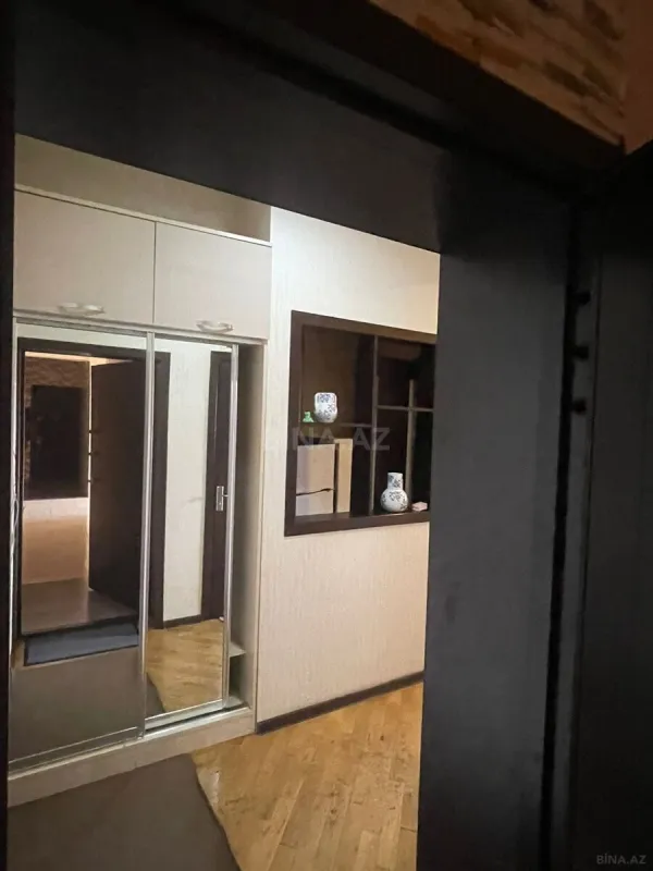 Kirayə verilir 2 otaqlı mənzil 70 m²