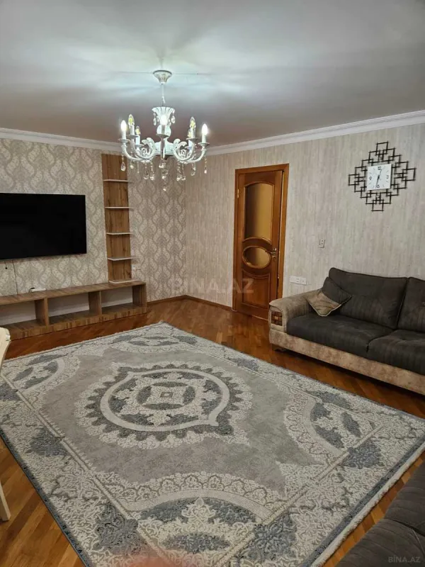 Satılır 3 otaqlı mənzil 110 m²