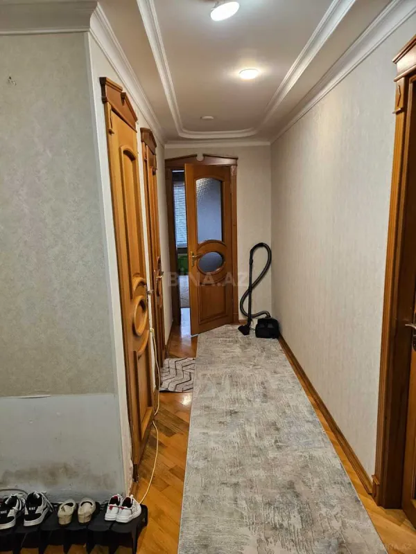 Satılır 3 otaqlı mənzil 110 m²