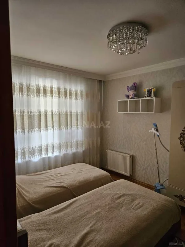 Satılır 3 otaqlı mənzil 110 m²