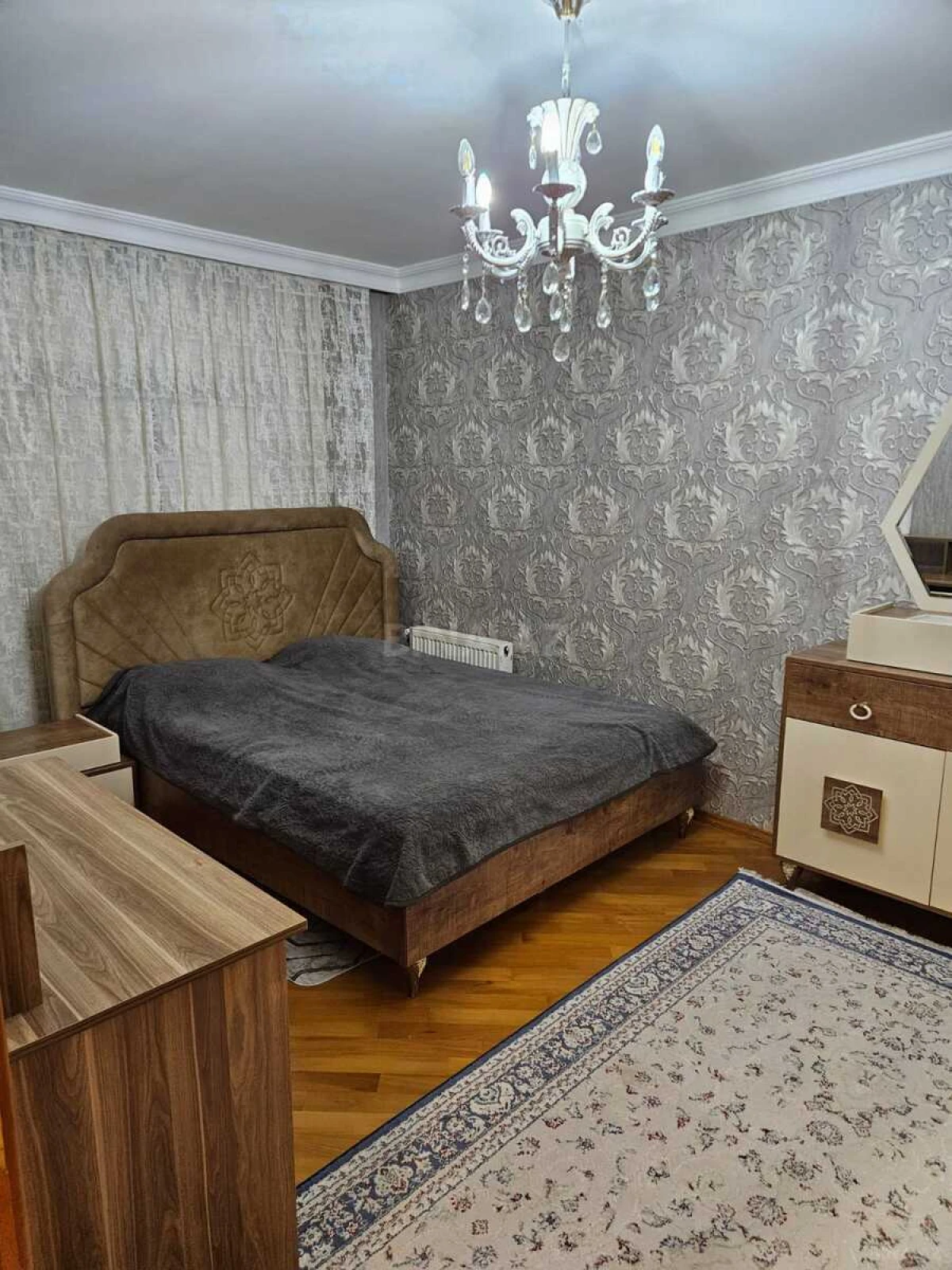 Satılır 3 otaqlı mənzil 110 m²