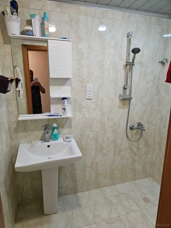 Satılır 3 otaqlı mənzil 110 m²