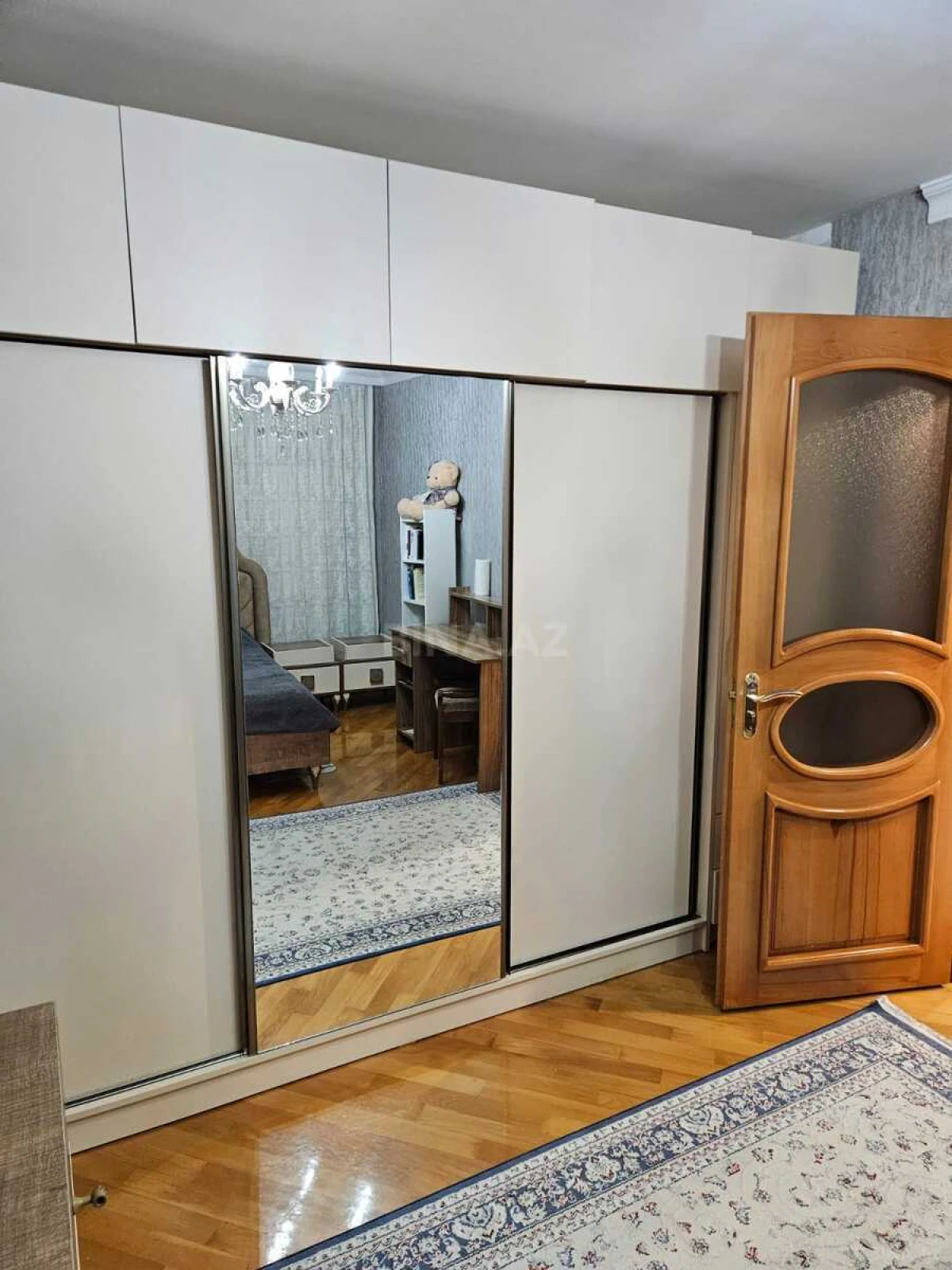 Satılır 3 otaqlı mənzil 110 m²