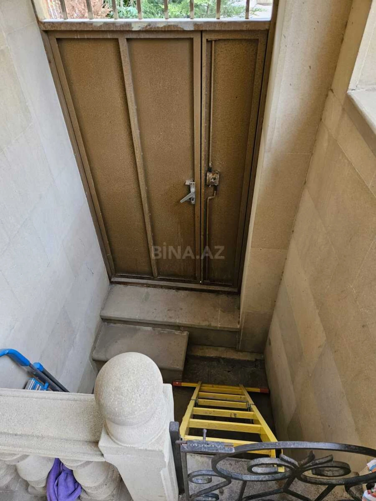 Satılır 3 otaqlı mənzil 110 m²