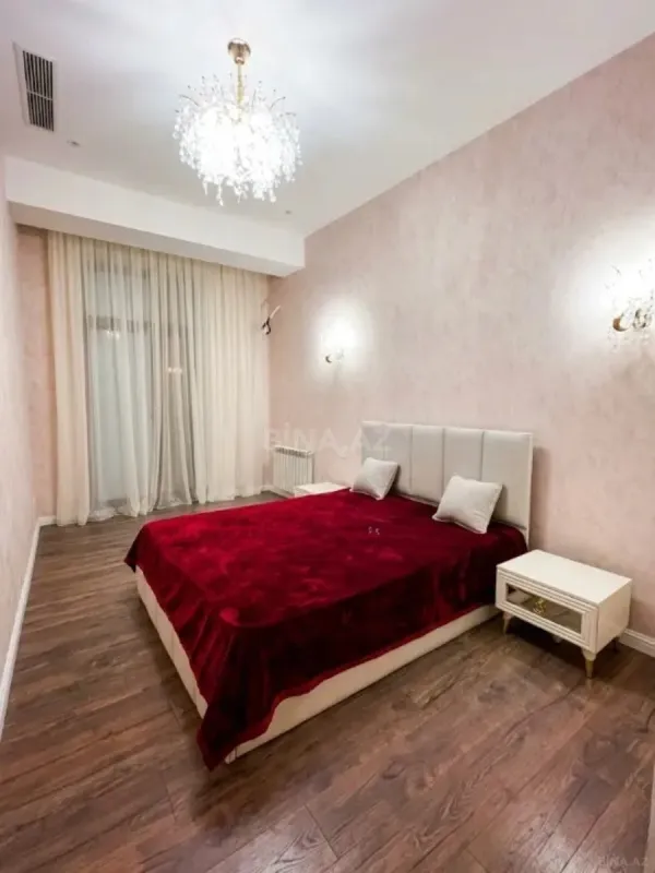 Satılır 2 otaqlı mənzil 75 m²