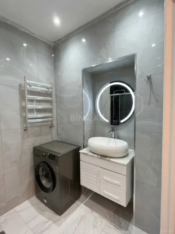 Satılır 2 otaqlı mənzil 75 m²