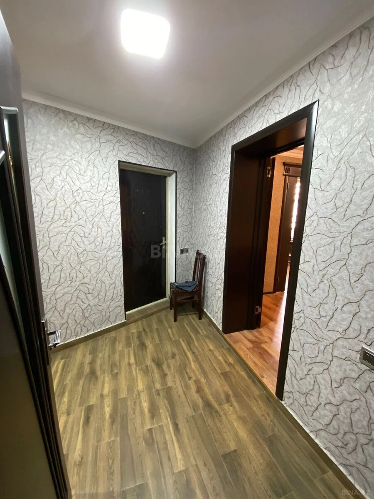 Satılır 10 otaqlı həyət evi 390 m²