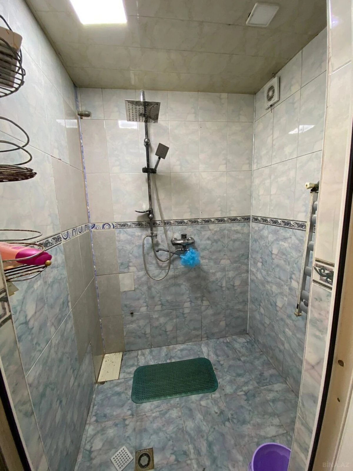 Satılır 10 otaqlı həyət evi 390 m²