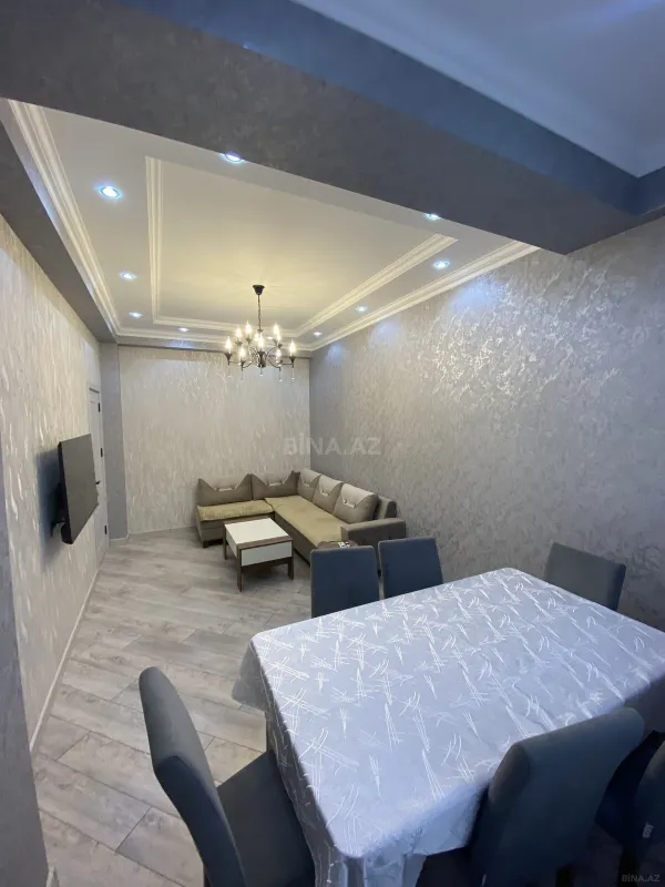 Satılır 2 otaqlı mənzil 83 m²