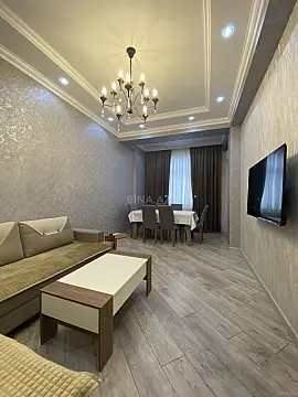 Satılır 2 otaqlı mənzil 83 m²