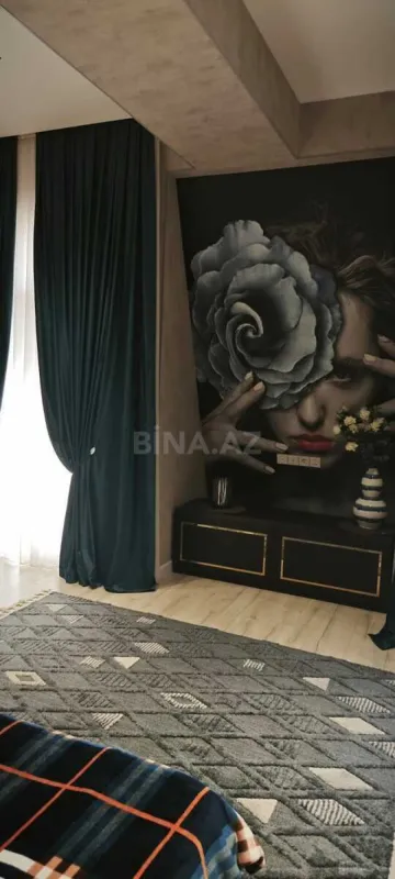 Satılır 2 otaqlı mənzil 107 m²