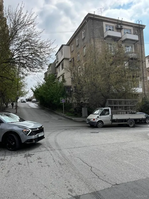 Satılır 3 otaqlı mənzil 78 m²