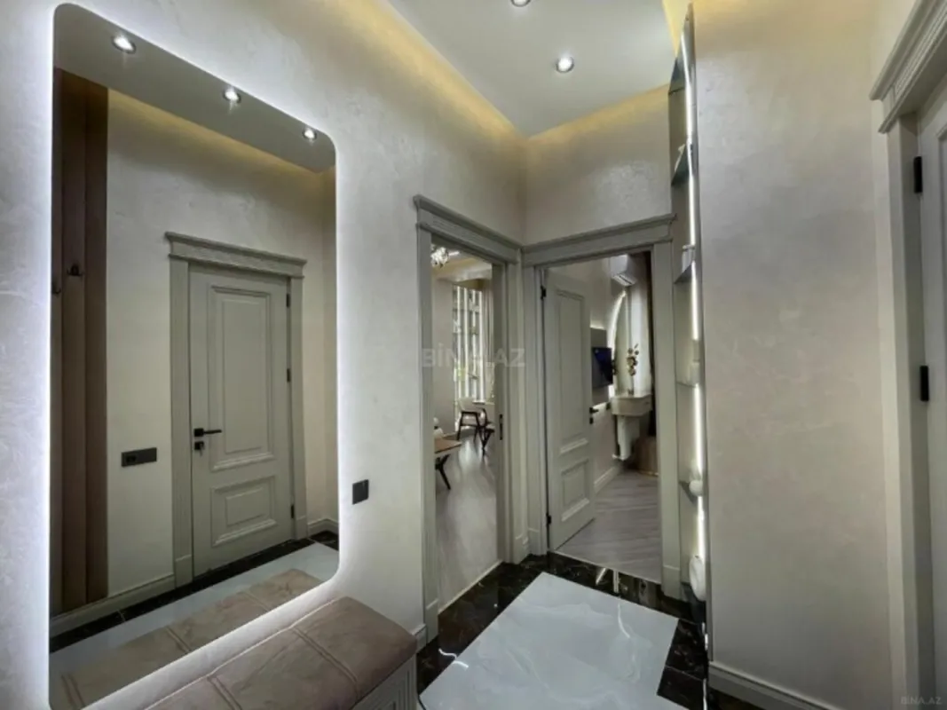 Kirayə verilir 2 otaqlı mənzil 65 m²