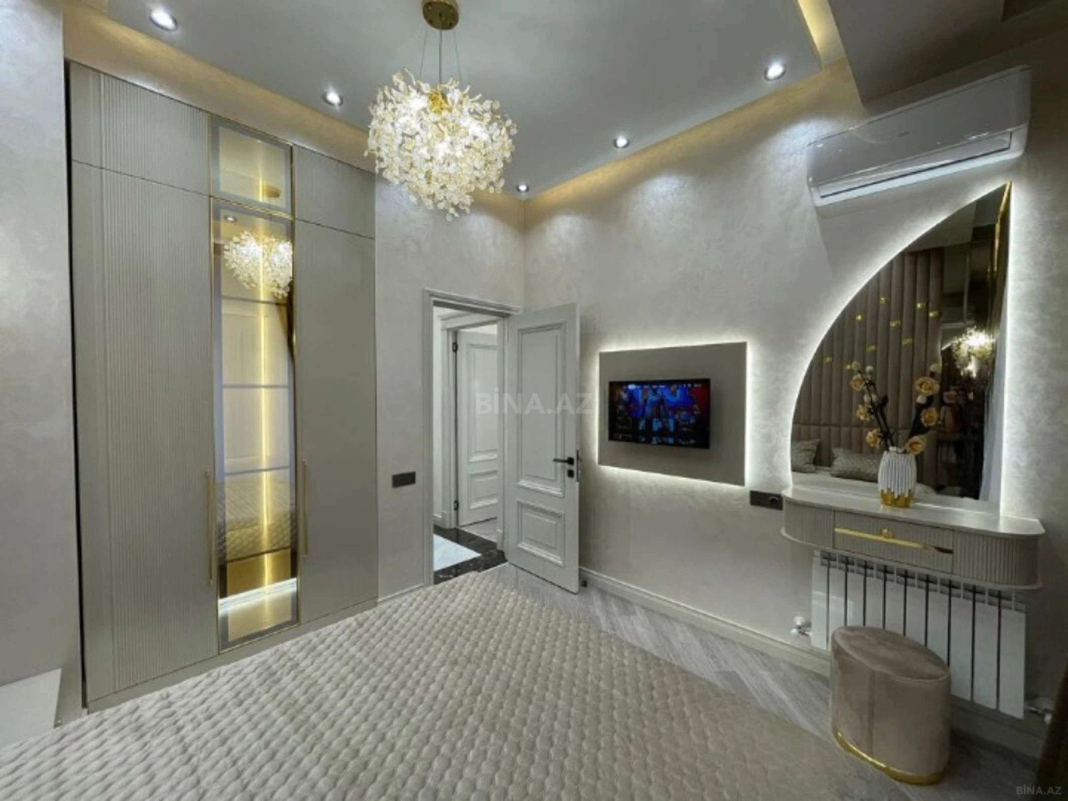 Kirayə verilir 2 otaqlı mənzil 65 m²