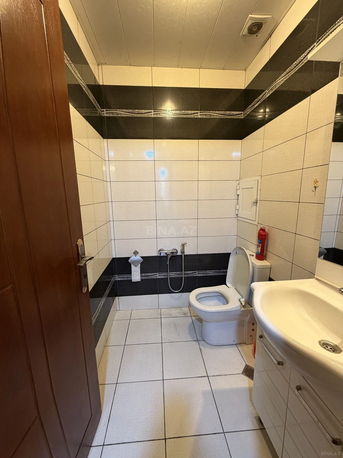 Kirayə verilir 3 otaqlı mənzil 120 m²
