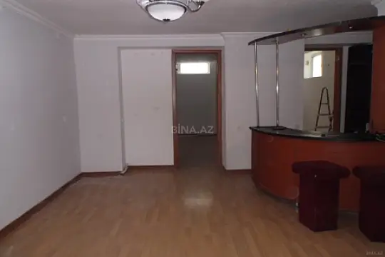 Kirayə verilir obyekt 80 m²