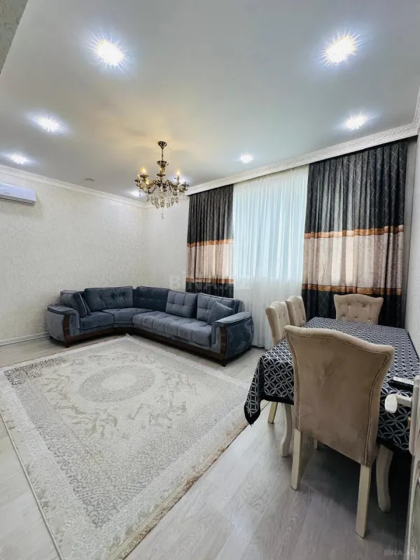 Kirayə verilir 2 otaqlı mənzil 60 m²