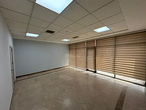 Kirayə verilir 1 otaqlı ofis 35 m² — Bakı, Nərimanov 1 otaq 35.00 m²