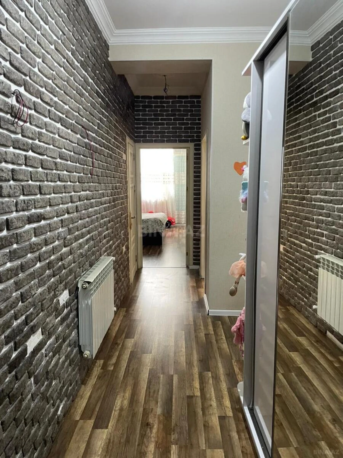Satılır 3 otaqlı mənzil 91 m²