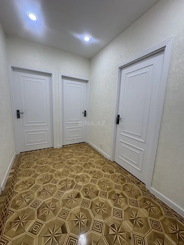 Satılır 4 otaqlı mənzil 100 m²