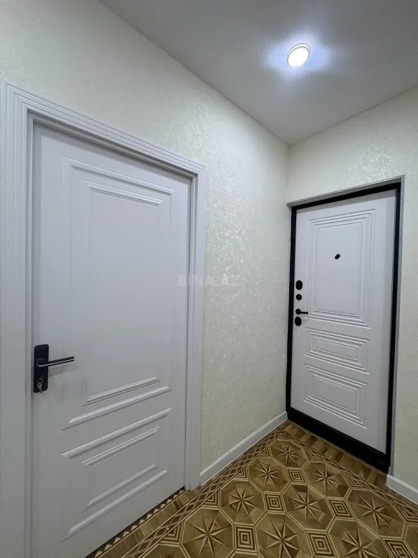 Satılır 4 otaqlı mənzil 100 m²