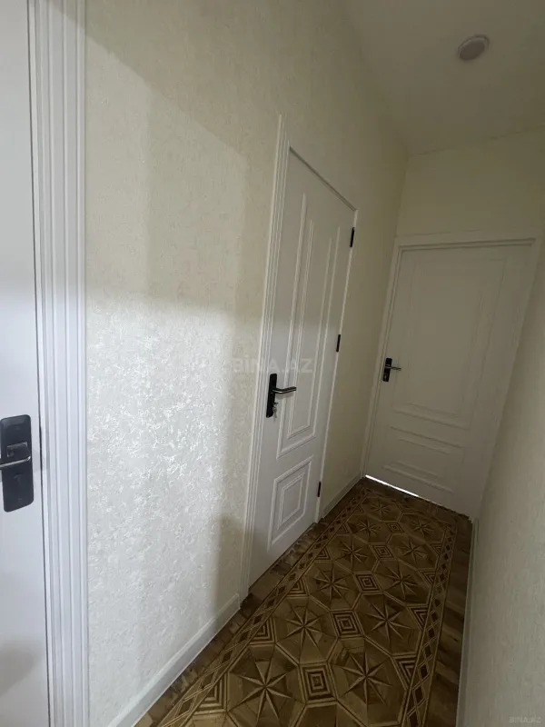 Satılır 4 otaqlı mənzil 100 m²