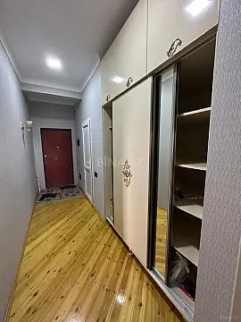 Kirayə verilir 2 otaqlı mənzil 70 m²