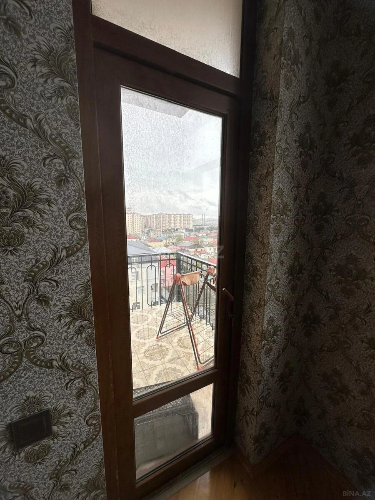 Kirayə verilir 2 otaqlı mənzil 70 m²