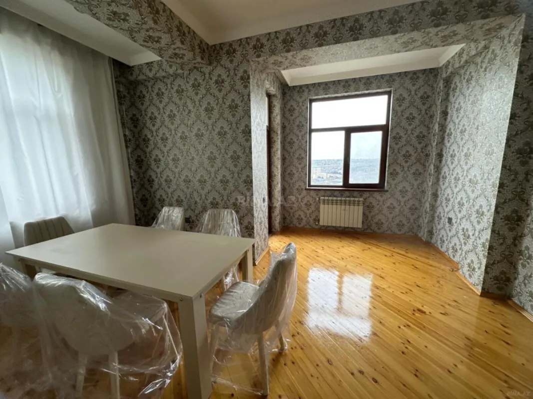 Kirayə verilir 2 otaqlı mənzil 70 m²