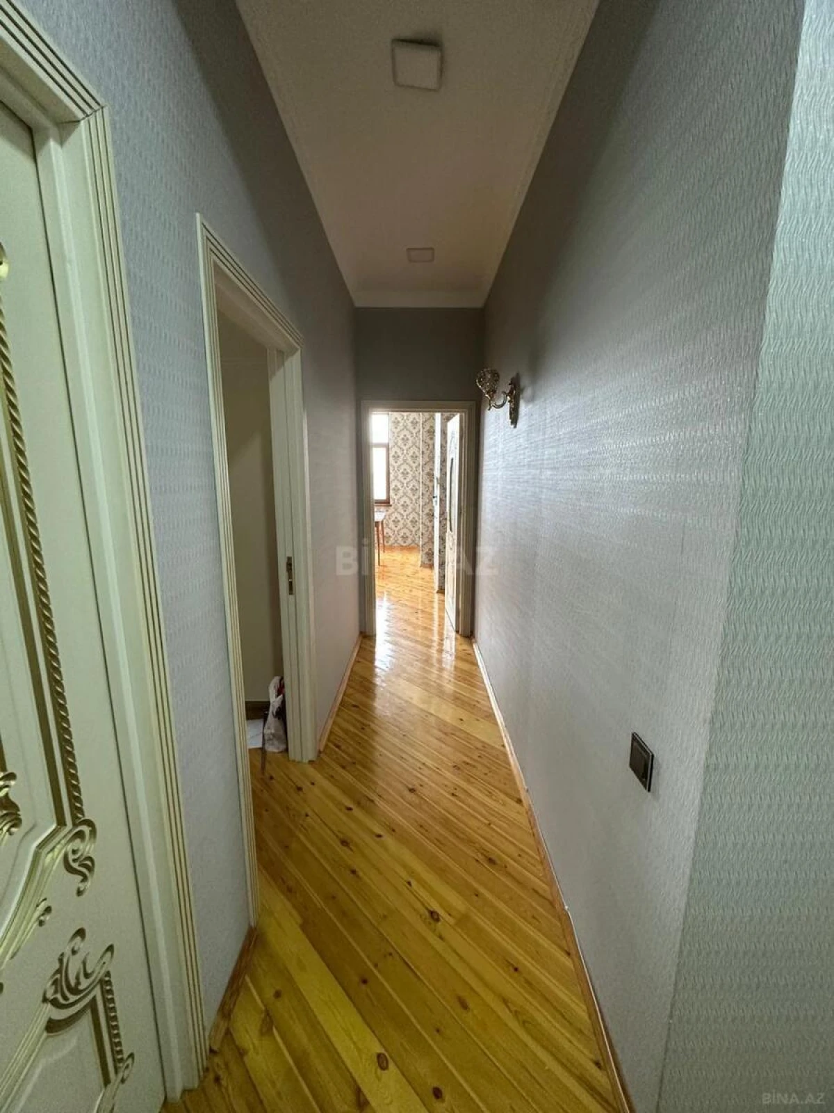 Kirayə verilir 2 otaqlı mənzil 70 m²