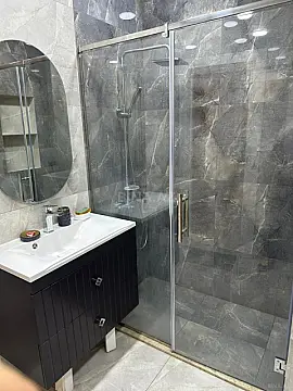 Kirayə verilir 4 otaqlı mənzil 134 m²