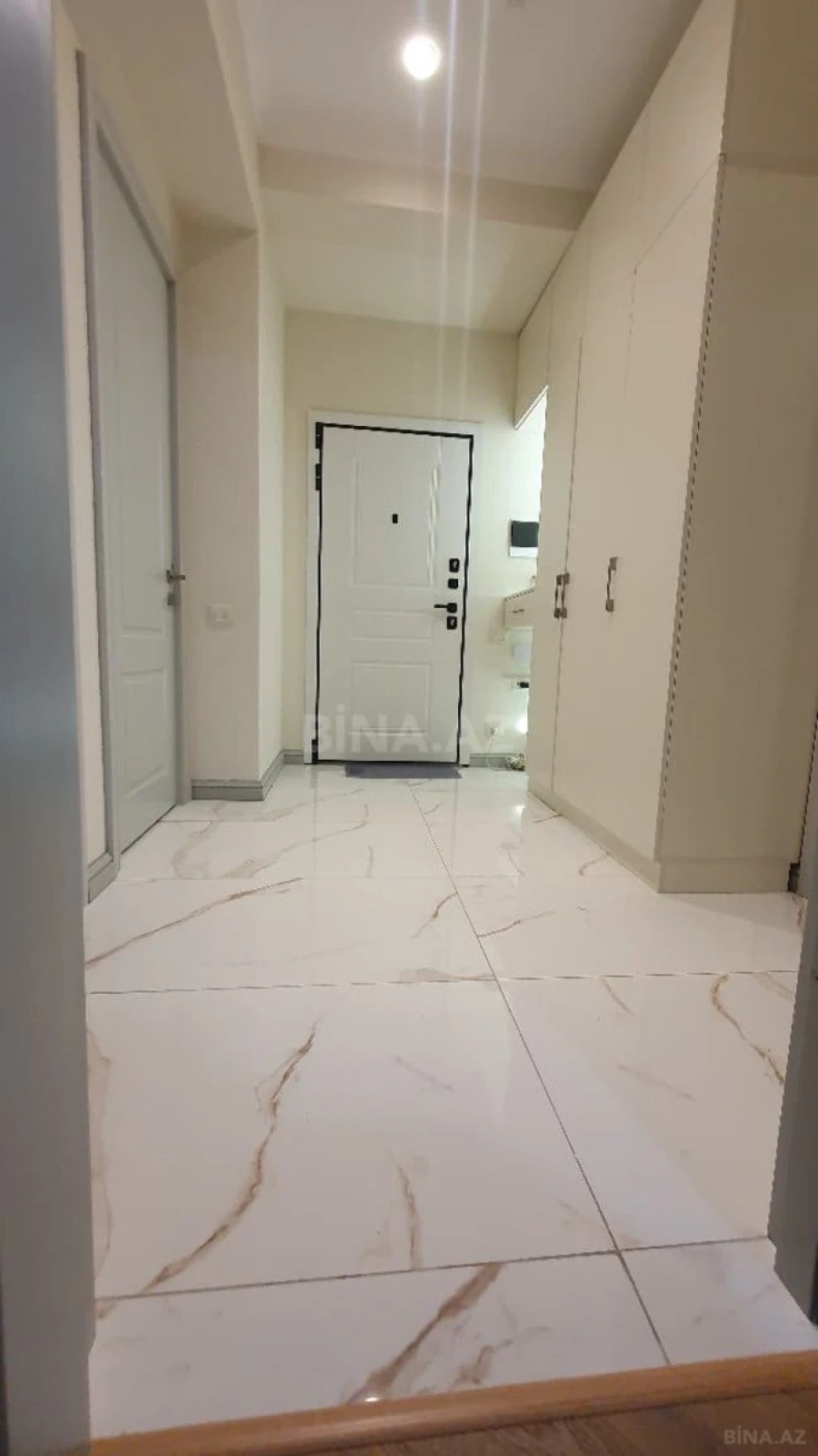 Satılır 3 otaqlı mənzil 70 m²