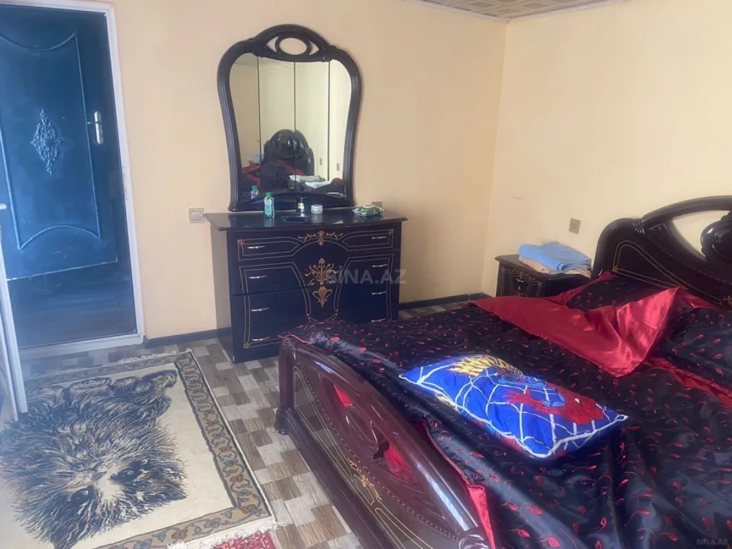 Satılır 5 otaqlı həyət evi 60 m²