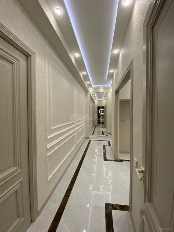 Satılır 2 otaqlı mənzil 68 m²
