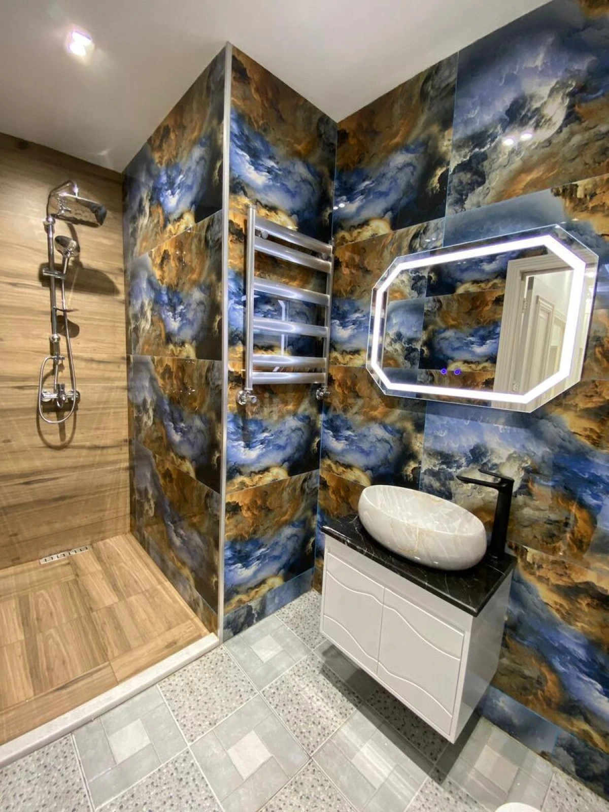 Satılır 2 otaqlı mənzil 68 m²
