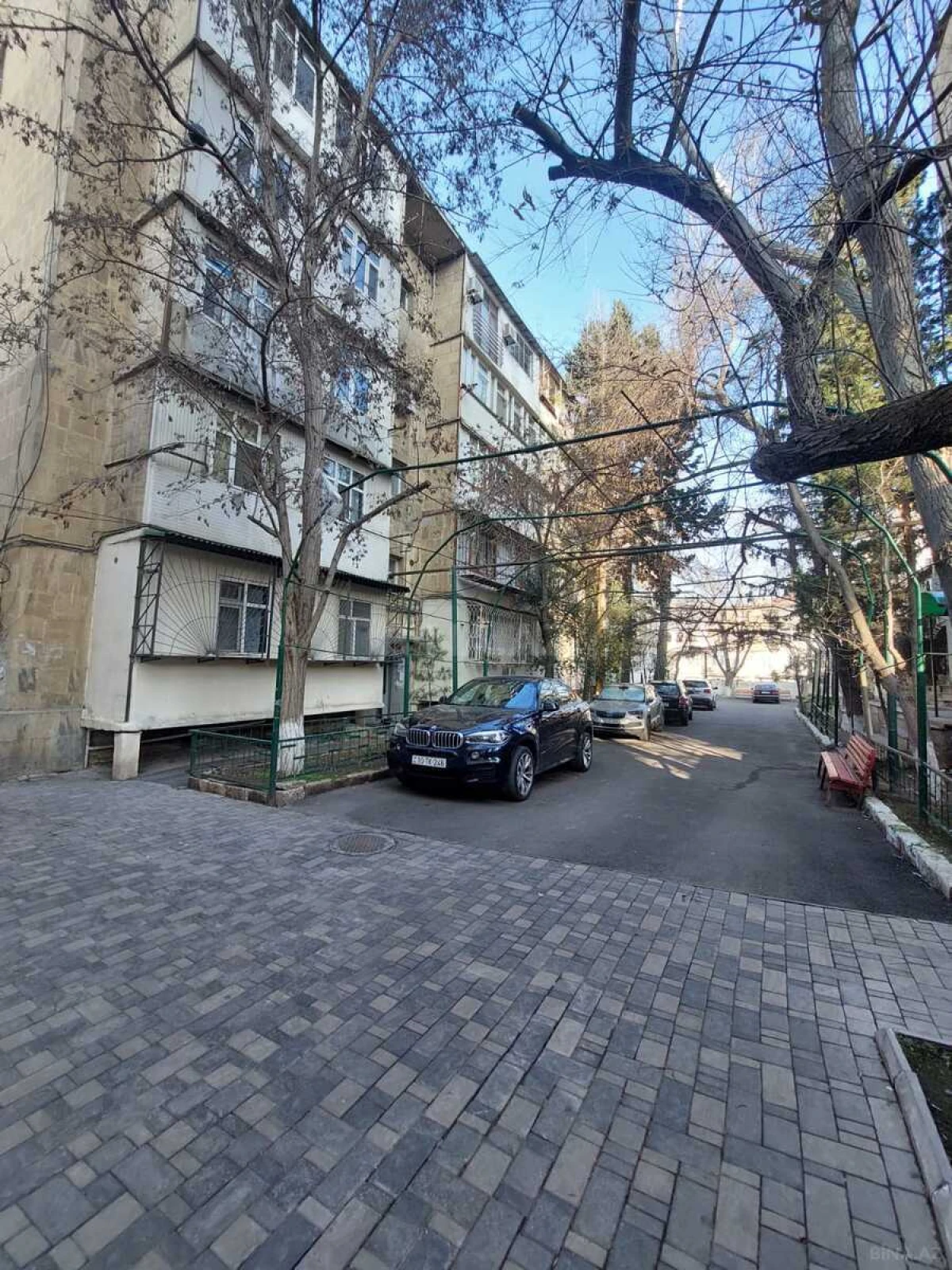 Satılır 2 otaqlı mənzil 65 m²