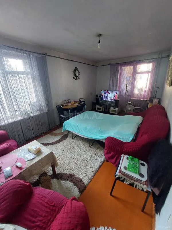 Satılır 2 otaqlı mənzil 65 m²