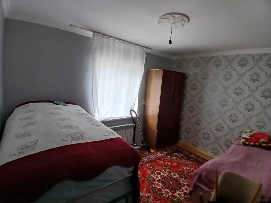 Satılır 3 otaqlı həyət evi 100 m²