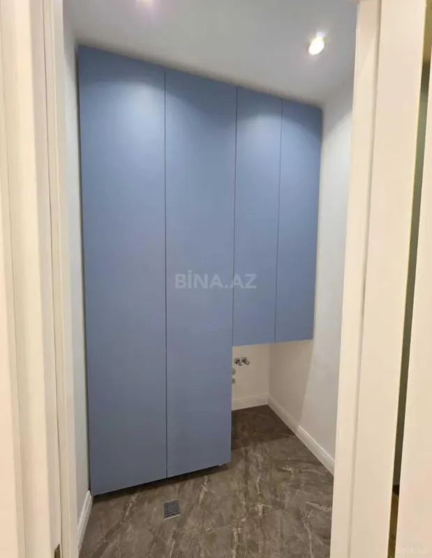 Kirayə verilir 4 otaqlı mənzil 175 m²