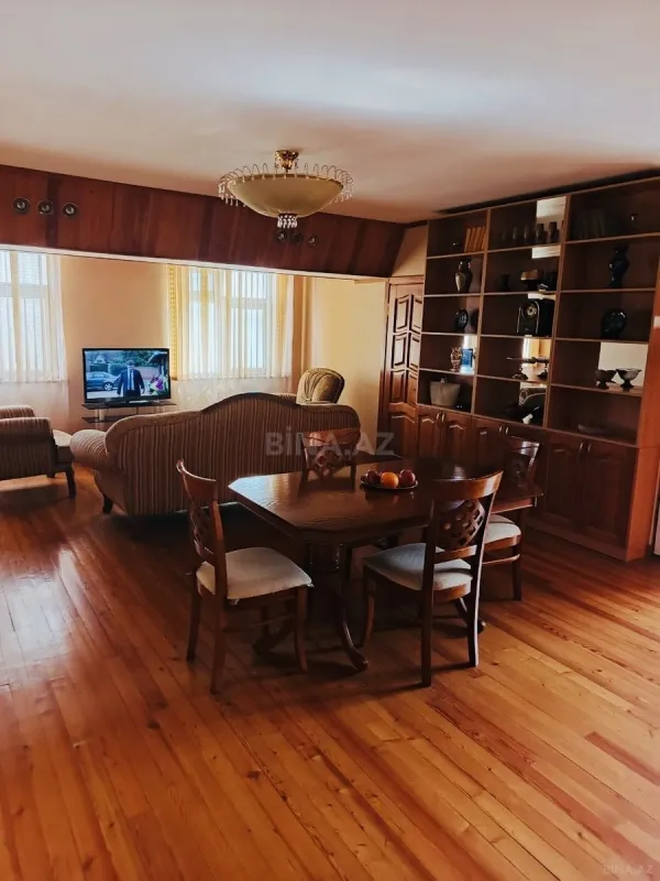 Satılır 3 otaqlı mənzil 70 m²
