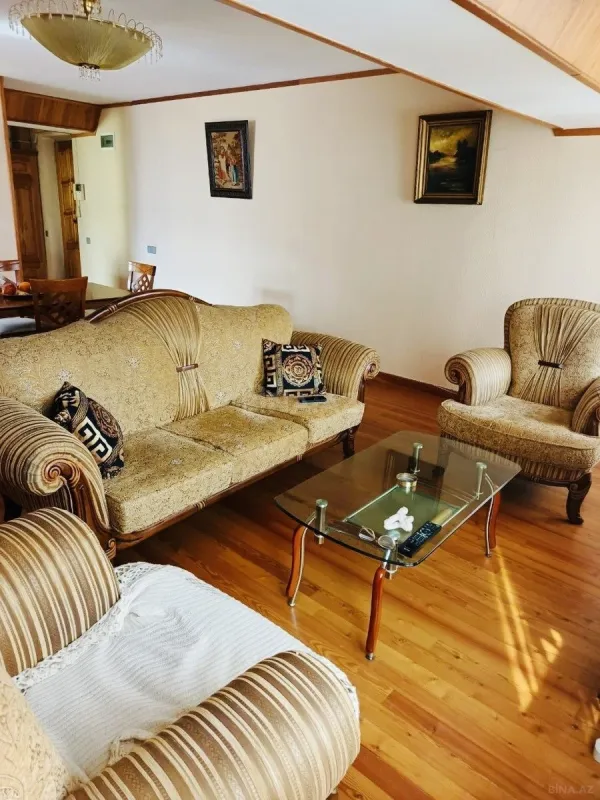 Satılır 3 otaqlı mənzil 70 m²