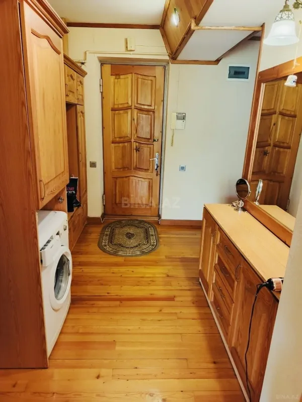 Satılır 3 otaqlı mənzil 70 m²