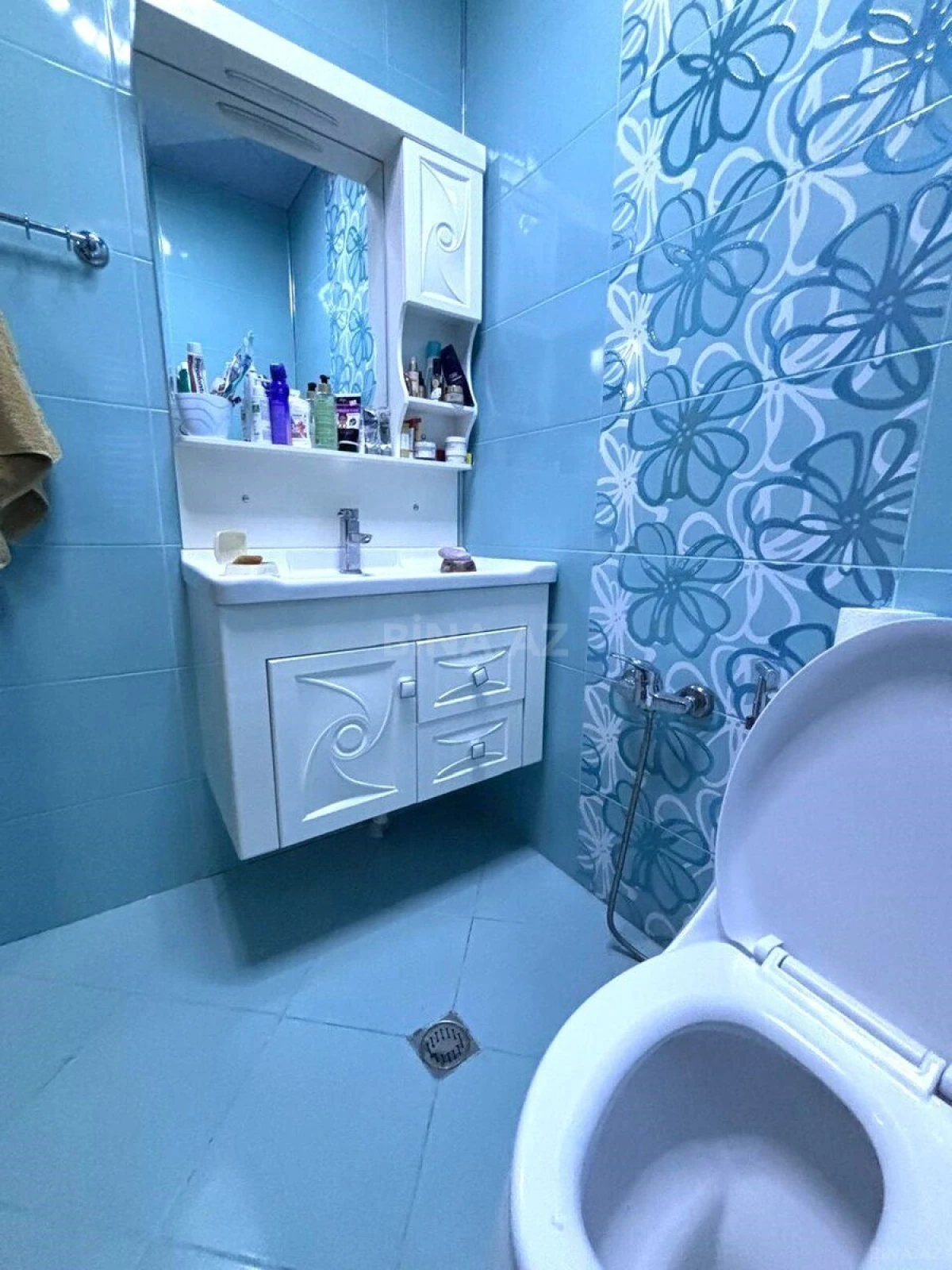 Satılır 3 otaqlı mənzil 110 m²