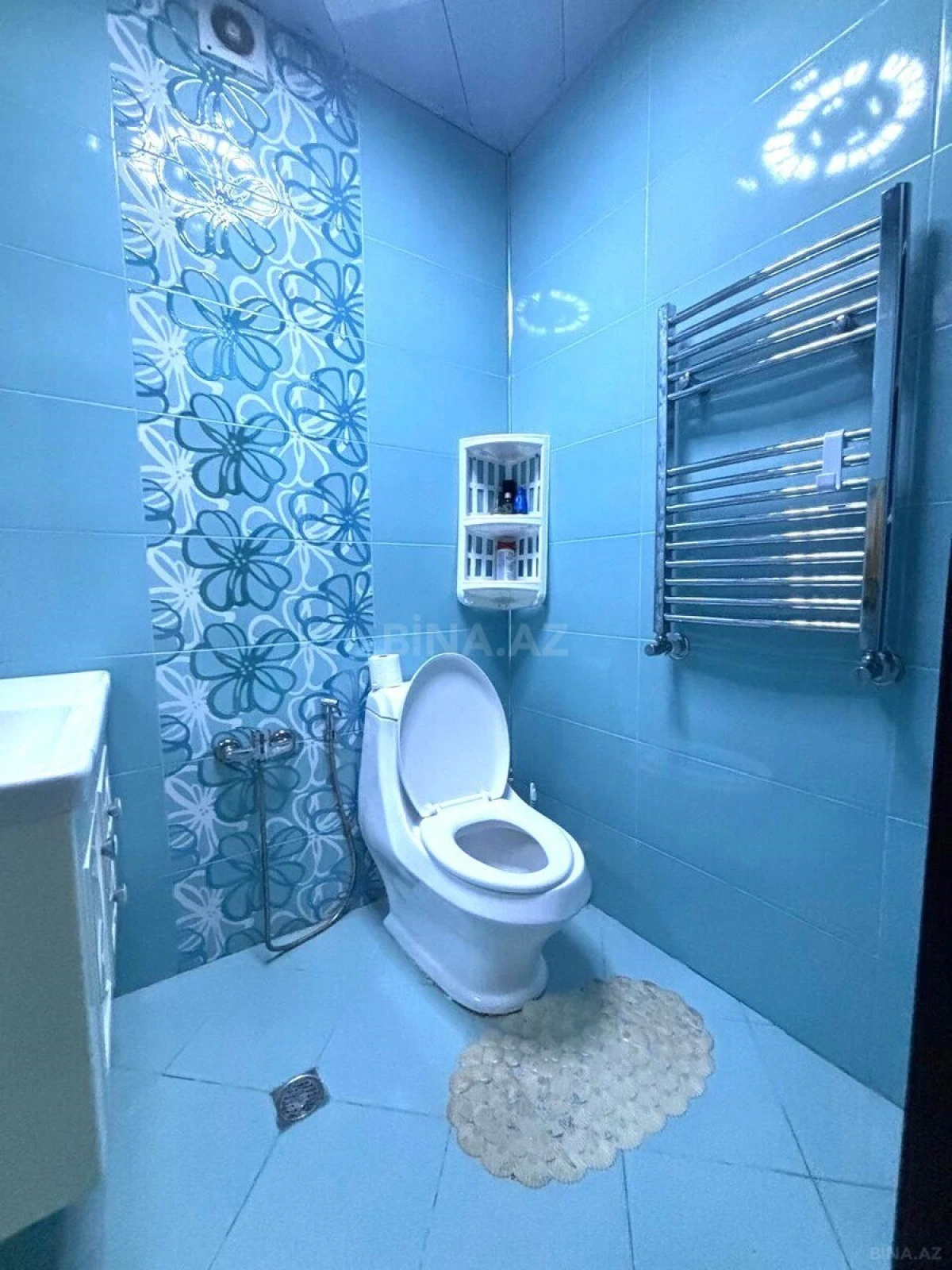 Satılır 3 otaqlı mənzil 110 m²