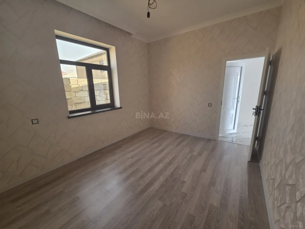 Satılır 4 otaqlı həyət evi 100 m²