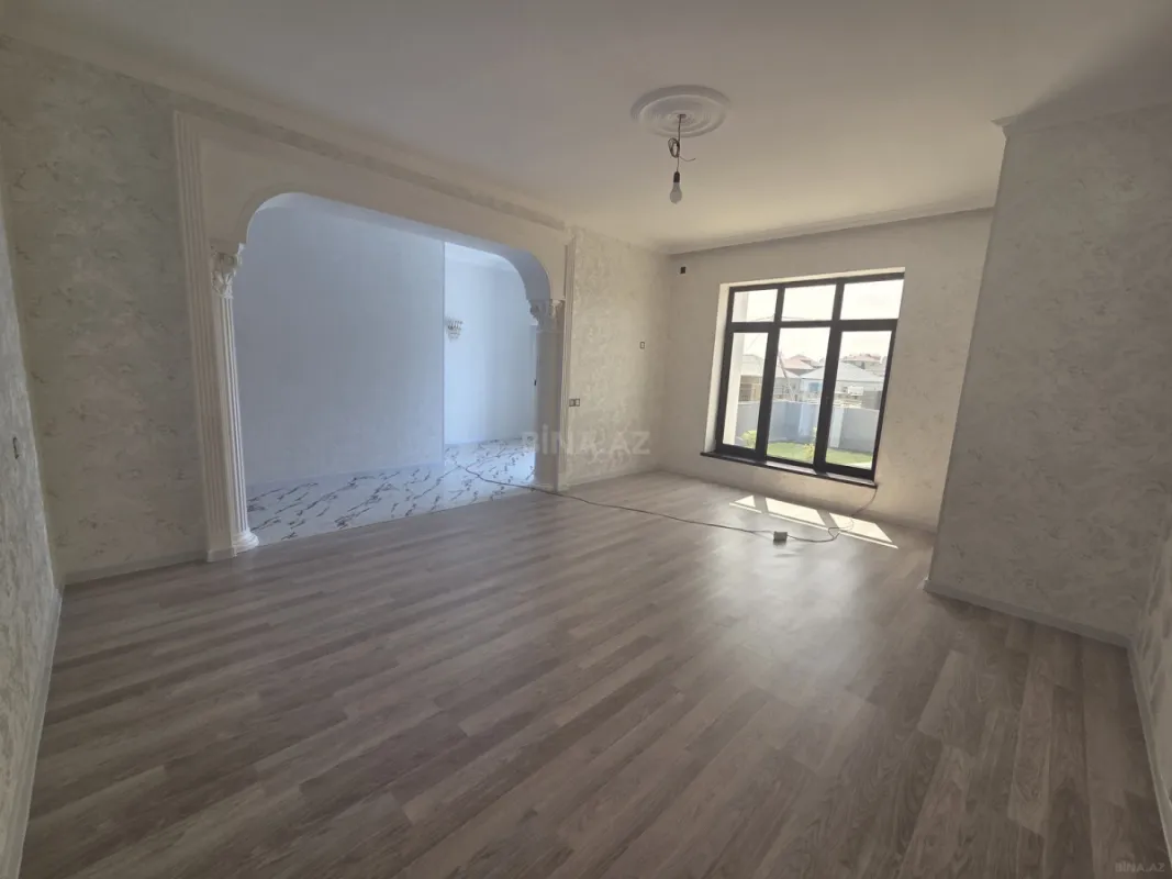 Satılır 4 otaqlı həyət evi 100 m²