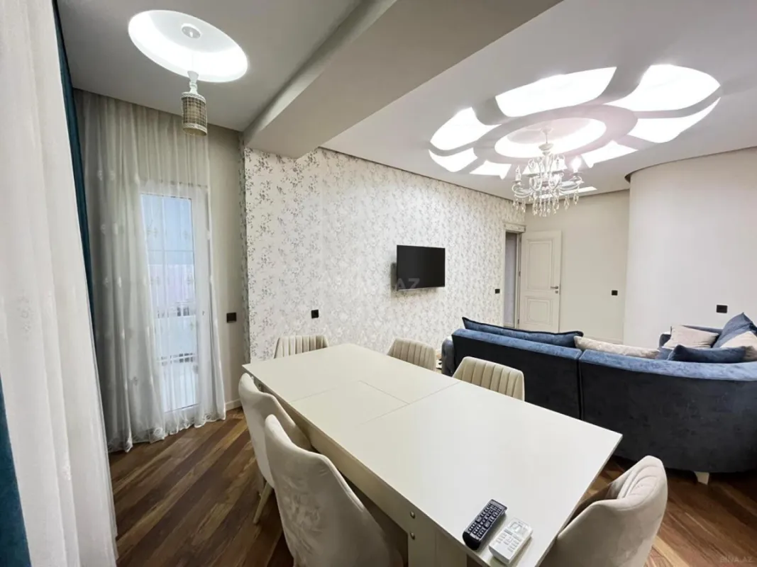 Kirayə verilir 3 otaqlı mənzil 95 m²